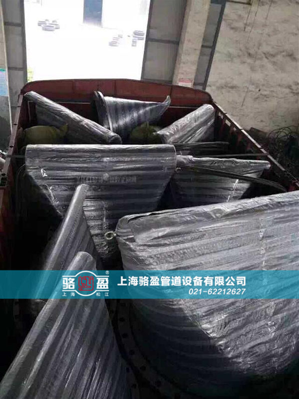 大批量法蘭式<a href=http://www.zjkbhl.com/ target=_blank class=infotextkey><a href=http://www.zjkbhl.com target=_blank class=infotextkey>鴨嘴閥</a></a>發貨現場